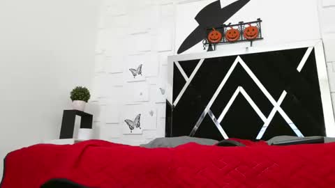 Sasha Mercedez online show from October 26, 10:49 pm