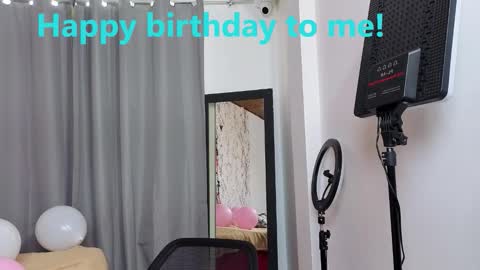 sasha_val online show from October 21, 8:13 pm