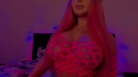   Sasha   online show from November 24, 4:14 am