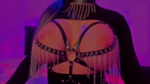   Sasha   online show from February 6, 2:44 am