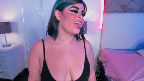 selene  online show from February 1, 8:29 am