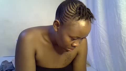 sassy_bella online show from October 3, 2:05 am