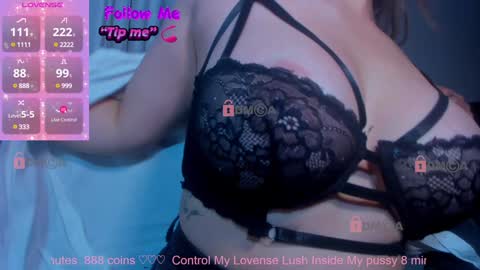 Snapshot of sattine chatting on December 9, 10:00 am   Sattine Ferrety   online show from December 9, 10:00 am