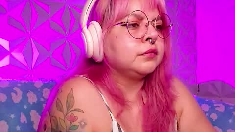 Gina George online show from February 27, 2:22 am