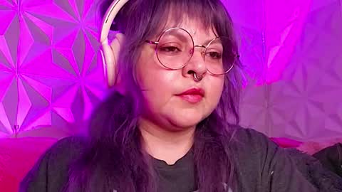 Snapshot of satyn_doll chatting on October 22, 3:11 am Gina George online show from October 22, 3:11 am