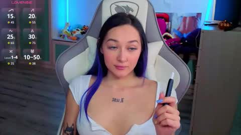 Ariel online show from December 16, 4:40 am