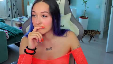 Ariel online show from June 4, 4:17 am