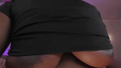 S a v a n n a h  online show from December 15, 12:54 pm