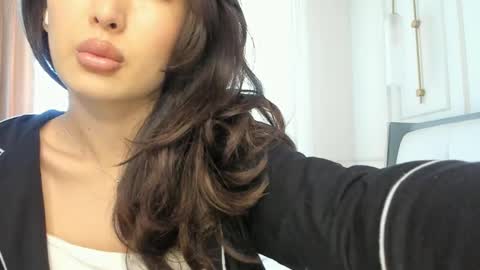 SayokoMia online show from April 14, 9:20 am