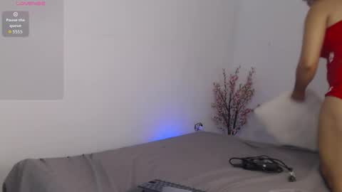 scarlet_100 online show from February 23, 4:13 am