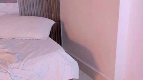 scarlet__rose_ online show from June 21, 6:45 pm