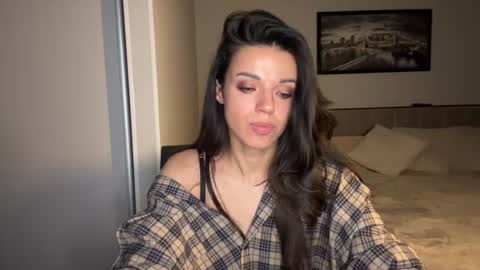 Sophie online show from June 26, 7:42 am