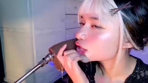 scarlet_gold online show from February 24, 4:00 am