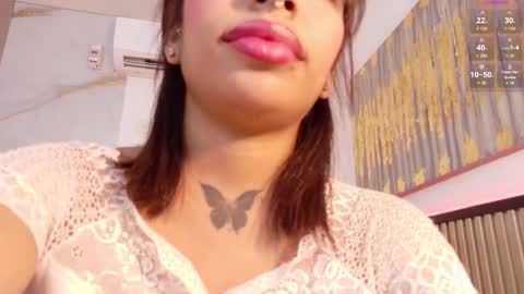 scarlet_vixen_ online show from February 20, 1:01 pm