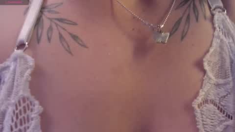 Scarlet  online show from January 15, 5:24 am