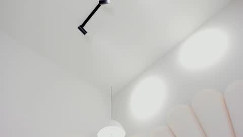 Scarleth online show from March 6, 2:45 pm