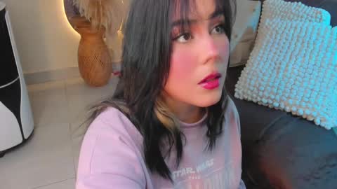 Scarleth... but not Scarleth Johansson. online show from March 6, 12:21 am