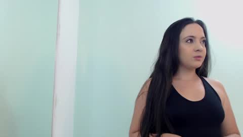 scarlet  online show from April 11, 10:52 am