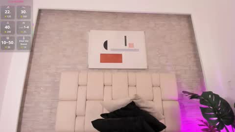   online show from January 7, 5:49 pm