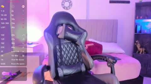 Scarlett online show from December 13, 7:53 pm