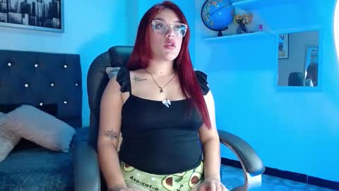 Snapshot of scarlett6_ chatting on October 3, 12:21 pm Scarlett online show from October 3, 12:21 pm