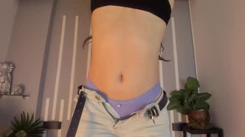 Snapshot of scarlett__fox__ chatting on October 21, 11:25 am SCARLETT FOX online show from October 21, 11:25 am