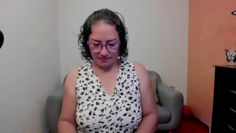 Scarlett sax online show from June 19, 11:52 pm