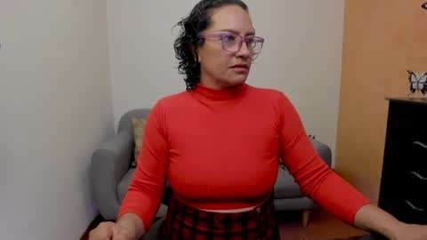 Scarlett sax online show from June 17, 11:17 pm