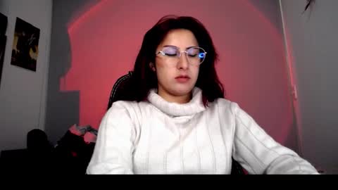 Snapshot of scarlett_sen chatting on October 23, 2:23 pm Mistress Scarlett online show from October 23, 2:23 pm