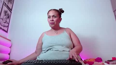 scarlettbooty online show from November 25, 4:14 am