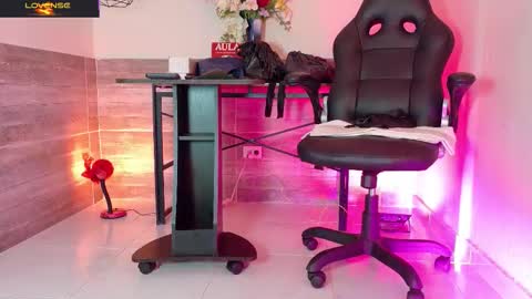 Scarlett Hot online show from January 15, 12:11 pm