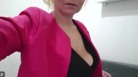 ScarlettWhisper online show from March 3, 9:32 pm