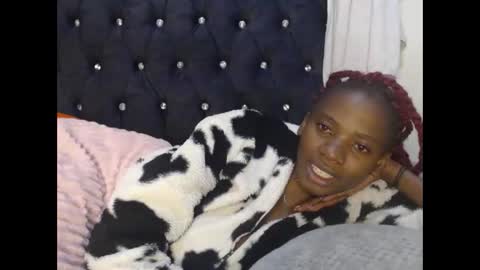 Snapshot of sebatrishaa chatting on October 11, 12:37 am sebatrishaa online show from October 11, 12:37 am