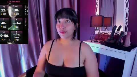 Laura online show from January 14, 7:43 pm