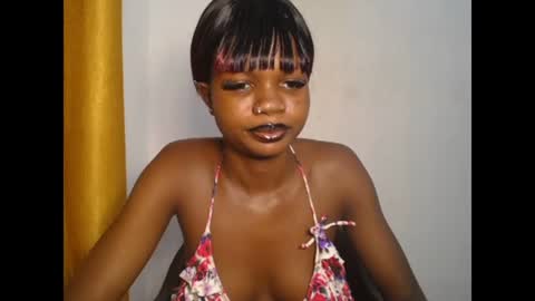 seductive_sugar247 online show from June 16, 2:56 am