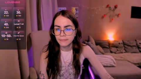 selectrra online show from March 20, 6:13 pm