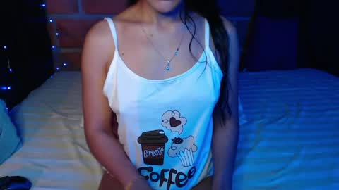 seleena_01 online show from April 14, 11:16 pm
