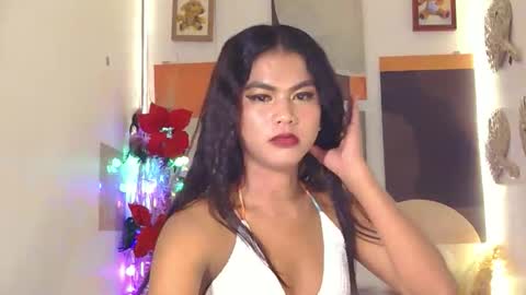 selena_fox2000 online show from November 18, 1:50 am