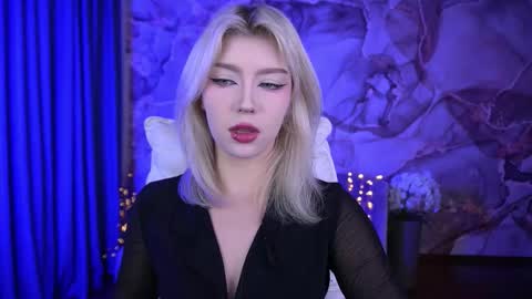 selenairis online show from October 22, 10:48 pm