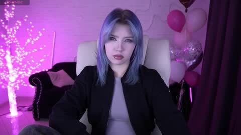 selenairis online show from February 21, 2:01 am