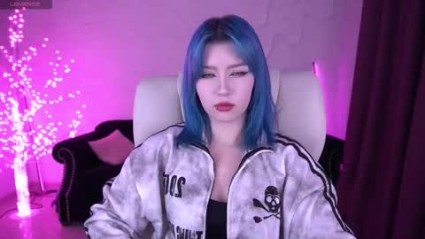 selenairis online show from January 15, 3:56 am