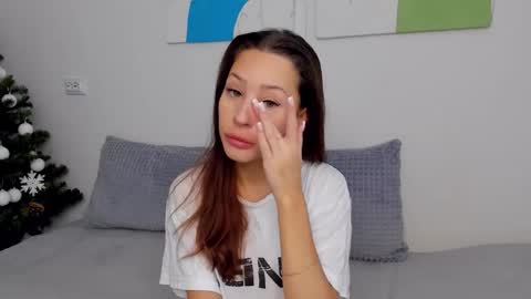 Selena online show from January 6, 7:56 am