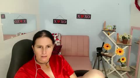 selene online show from September 19, 7:02 pm