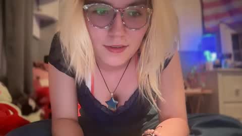 Selene online show from February 19, 4:12 am