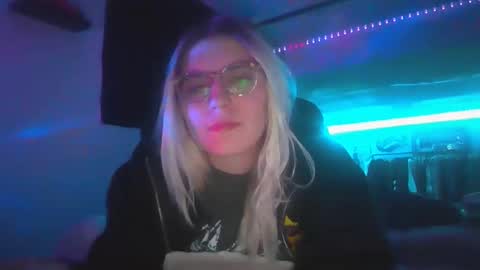 Selene online show from January 7, 2:10 am