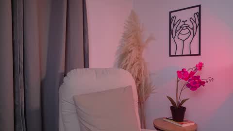 Selene Nova online show from April 23, 9:28 pm