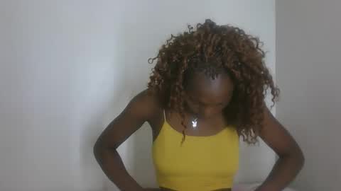 sellinprinces online show from December 22, 8:12 pm