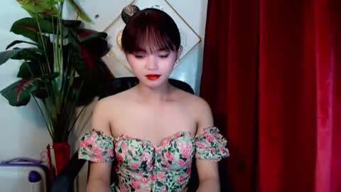 sensational_yeng online show from October 26, 5:41 pm