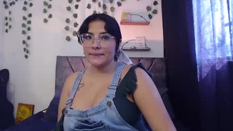 Camille and sophie online show from February 20, 7:30 pm