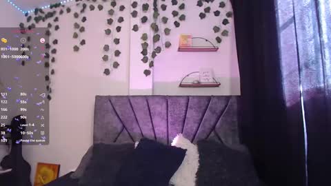 Camille and sophie online show from February 22, 8:37 pm